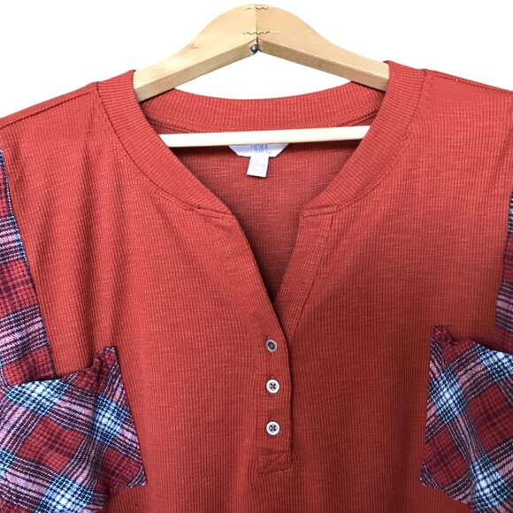 Reworked Flannel Shirt, M-L: Upcycled Oversized Rust Waffle Knit Top, Fringy Hem - Picture 3 of 13